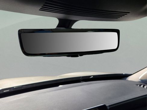 Certified 2025 INFINITI QX60 Luxe w/ Vision Package image 16