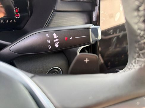 New 2026 GMC Acadia Elevation image 17