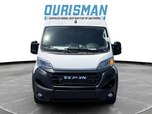 New 2026 RAM ProMaster 3500 w/ Crew Van Package FWD image 8