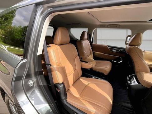 Used 2026 INFINITI QX80 Luxe w/ Cargo Package RWD image 27