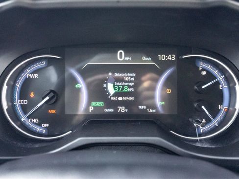 Used 2025 Toyota RAV4 XLE image 22