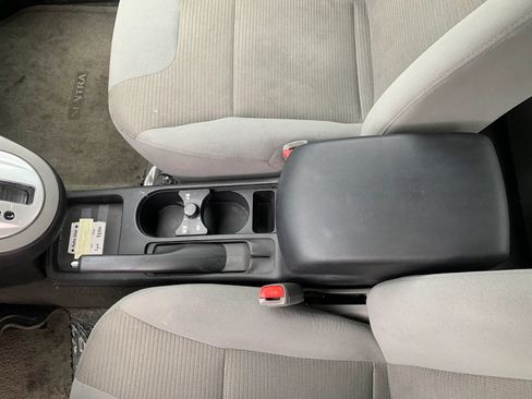 Used 2011 Nissan Sentra 2.0 S FWD image 16