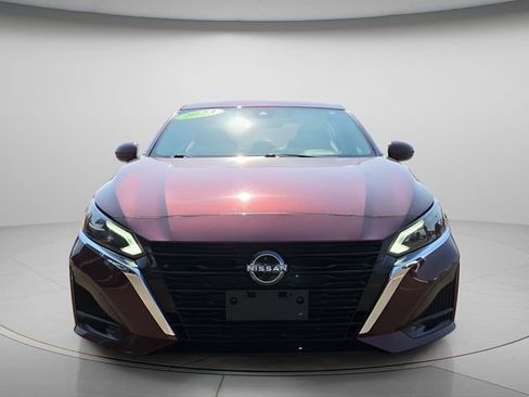 Used 2023 Nissan Altima 2.5 SV AWD/4WD image 4