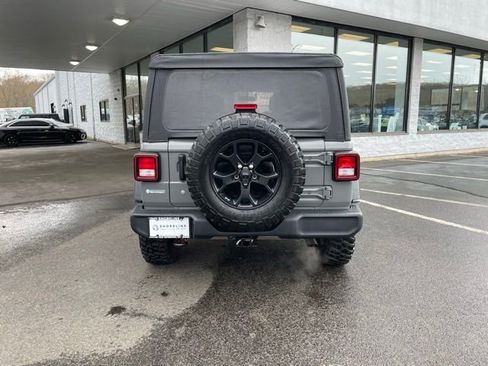 Used 2022 Jeep Wrangler Unlimited Sport AWD/4WD image 7
