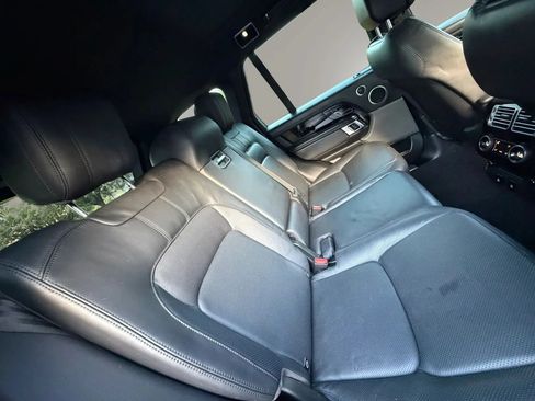 Used 2018 Land Rover Range Rover Supercharged AWD/4WD image 20