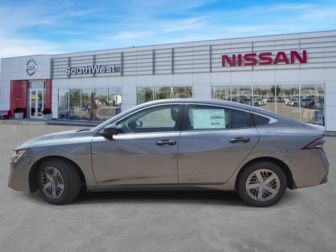New 2027 Nissan Sentra S w/ Floor Mat Package FWD image 8