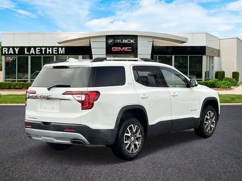 Certified 2023 GMC Acadia SLE w/ Driver Convenience Package image 5