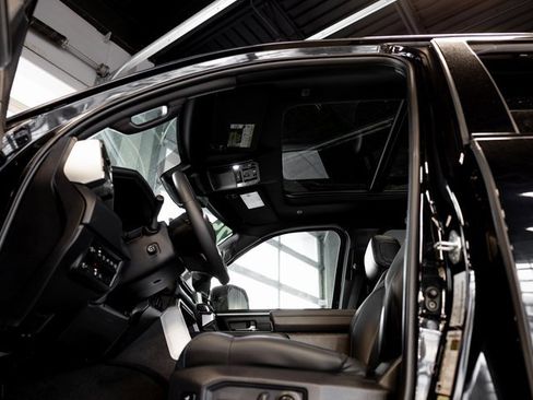 Used 2025 Toyota Tundra Platinum image 8