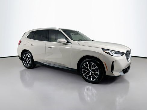 New 2026 BMW X3 xDrive30 image 3