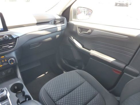 Used 2024 Ford Escape Active image 14