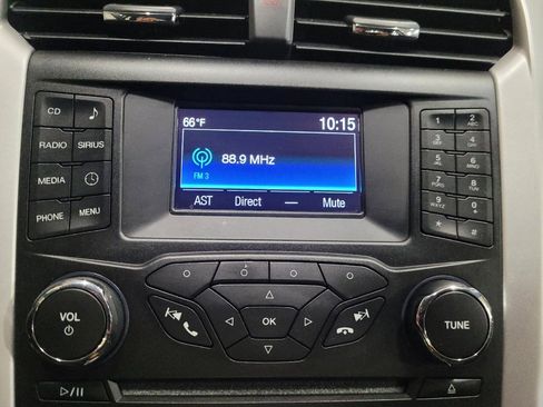 Used 2014 Ford Fusion SE FWD image 25