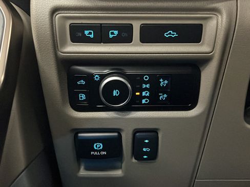 Used 2024 Ford F150 Platinum w/ Equipment Group 703A Plus AWD/4WD image 35