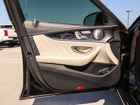 Used 2019 Mercedes-Benz E 63 AMG S image 28
