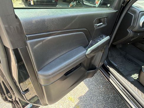 Certified 2024 Chevrolet Colorado LT RWD image 11