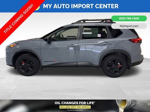 Certified 2025 Nissan Rogue SV image 4