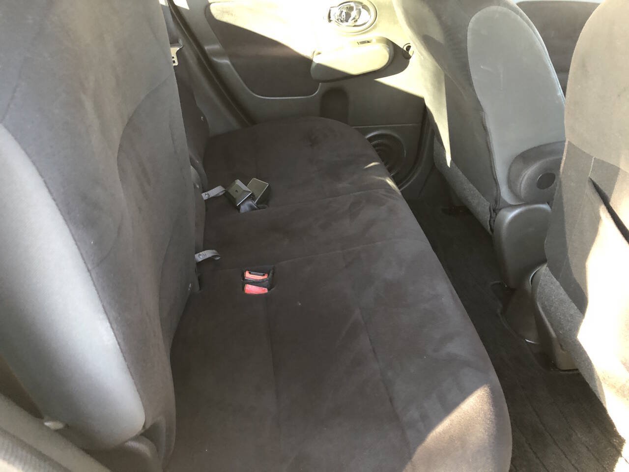 Used 2010 Nissan Cube 1.8 S w/ Interior Designer Pkg FWD image 9