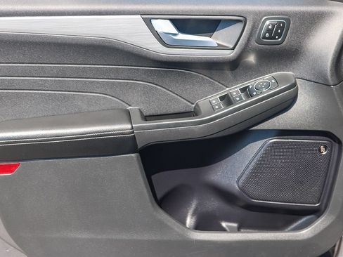 Certified 2023 Ford Escape Platinum w/ Premium Technology Package FWD image 25