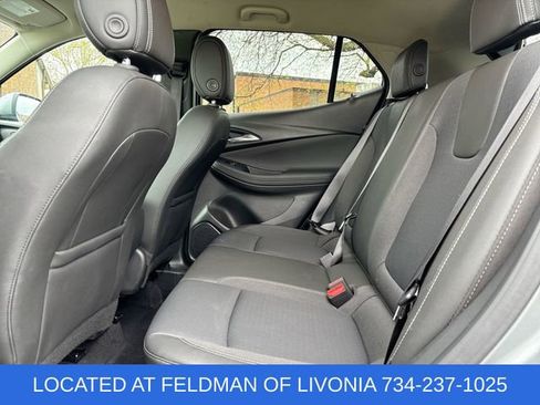 Certified 2025 Buick Encore GX Preferred FWD image 22