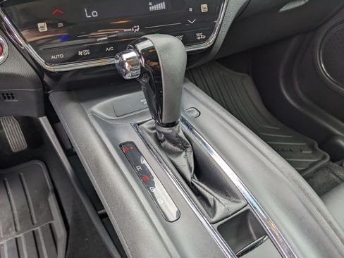 Used 2018 Honda HR-V EX-L image 25