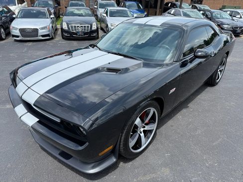 Used 2012 Dodge Challenger SRT8 w/ Premium Sound Group image 33