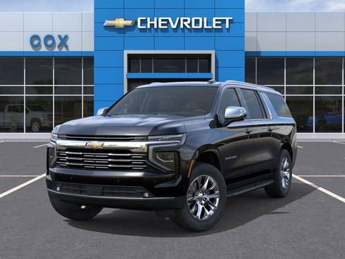 New 2026 Chevrolet Suburban Premier RWD image 6