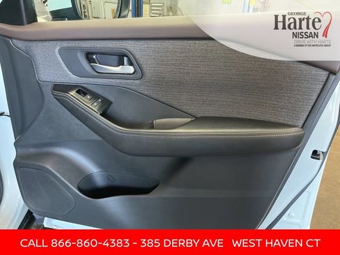 Certified 2023 Nissan Rogue SV AWD/4WD image 18