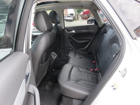 Used 2015 Audi Q3 2.0T Prestige w/ Prestige Package AWD/4WD image 20