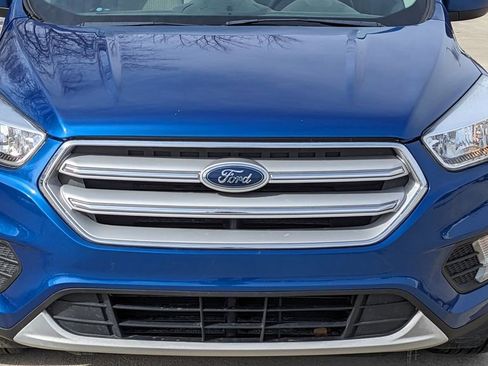Used 2019 Ford Escape SE image 9