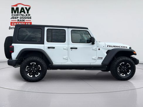 Certified 2026 Jeep Wrangler Unlimited Rubicon AWD/4WD image 8