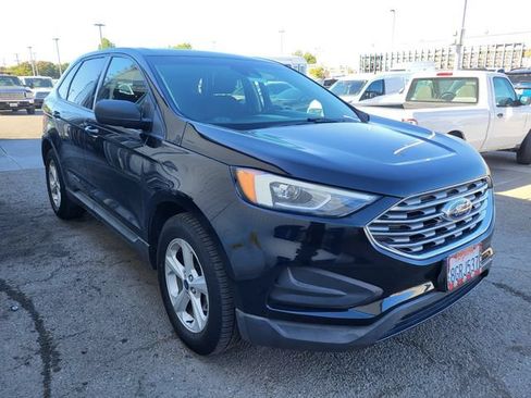 Used 2019 Ford Edge SE FWD image 1