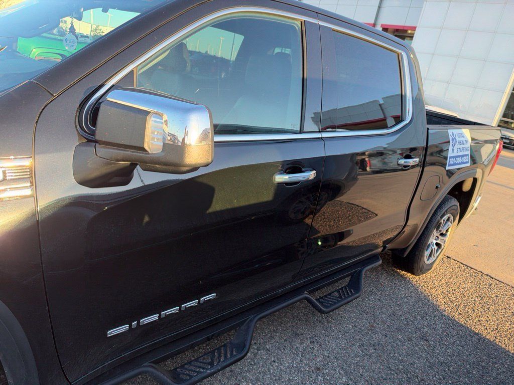 Used 2024 GMC Sierra 1500 SLT RWD image 2