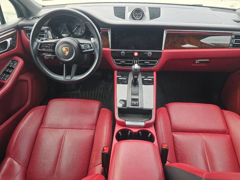 Used 2023 Porsche Macan Turbo AWD/4WD image 16