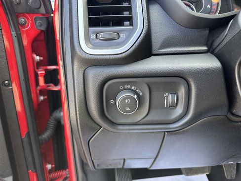 Used 2024 RAM 2500 Big Horn image 19