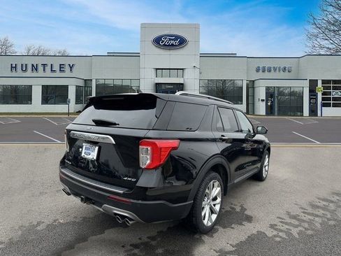 Used 2022 Ford Explorer Platinum w/ Technology Package image 5