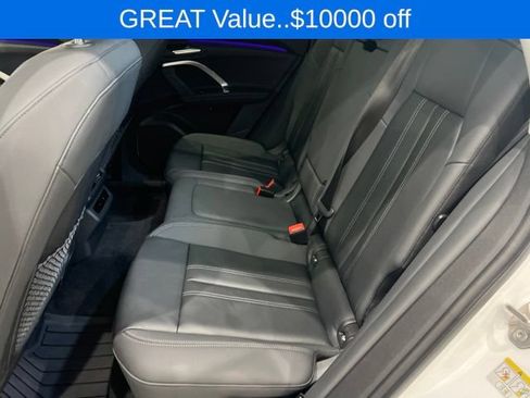 Used 2025 Audi Q5 Premium w/ 19" Wheel Package AWD/4WD image 13