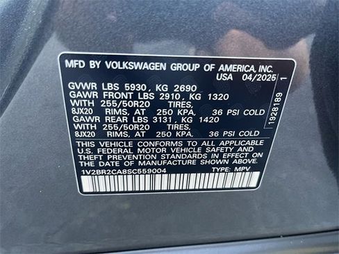 New 2025 Volkswagen Atlas SEL image 33