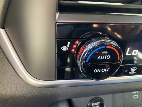 Used 2025 Nissan Rogue SV image 26