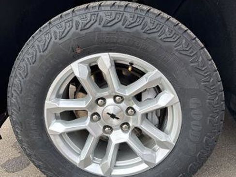 Used 2024 Chevrolet Silverado 1500 RST AWD/4WD image 26