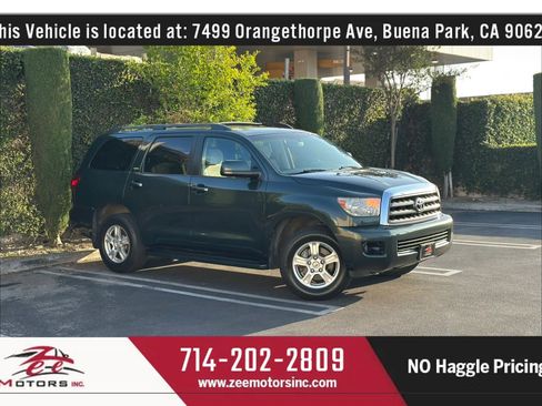 Used 2008 Toyota Sequoia SR5 RWD image 2