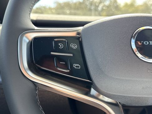 New 2026 Volvo EX30 Ultra w/ Protection Package Premier image 17