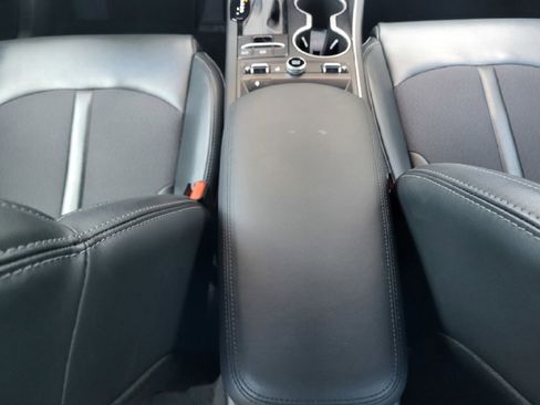 Used 2023 Kia K5 GT-Line image 34