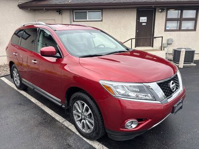 Used 2013 Nissan Pathfinder SL w/ Trailer Tow Pkg
