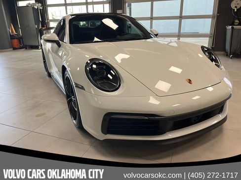 Used 2020 Porsche 911 Carrera S RWD image 3