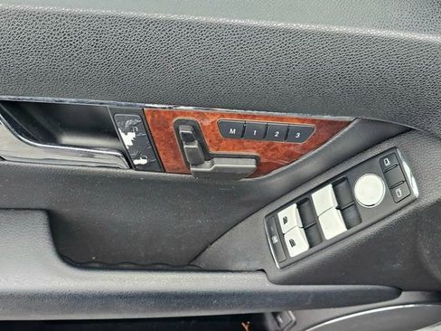 Used 2009 Mercedes-Benz C 300 4MATIC Sedan image 20