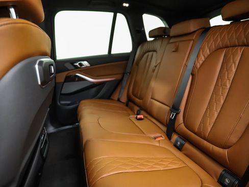 New 2026 BMW X5 xDrive40i w/ M Sport Package image 22