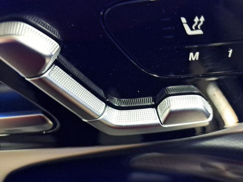 Used 2024 Mercedes-Benz E 350 4MATIC Sedan image 31