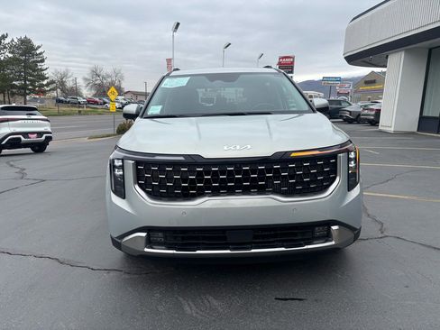 Used 2025 Kia Carnival SX image 10