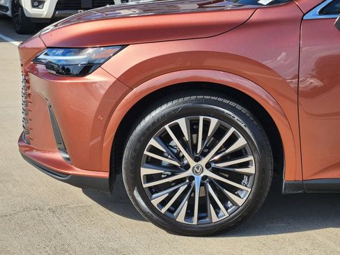 Used 2023 Lexus RX 350 Premium Plus w/ Cold Area Package FWD image 8