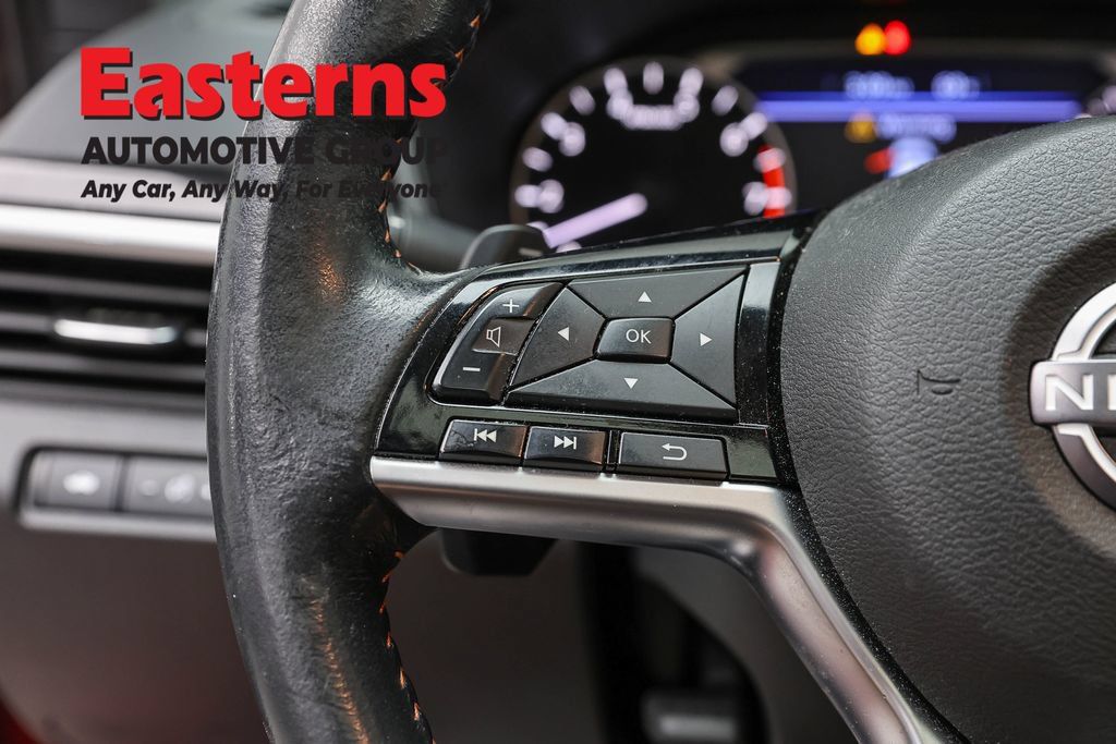 Used 2023 Nissan Altima 2.5 SR w/ SR Premium Package AWD/4WD image 17