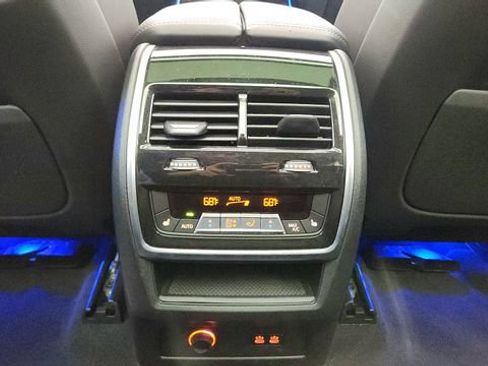 Used 2026 BMW X7 xDrive40i image 41